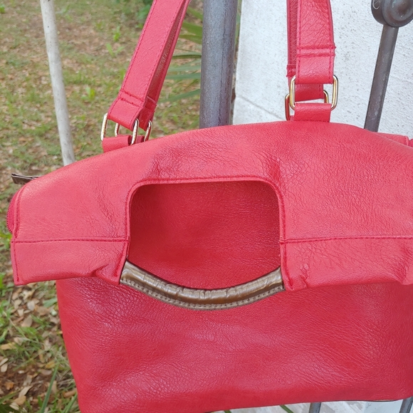 Charming Charlie red pebbled purse - Picture 2 of 5